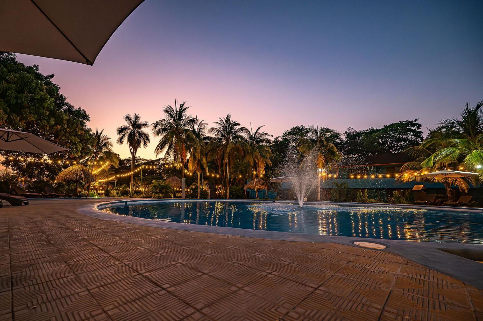 Beach Break Resort & Cr Surf Camp Jaco Ngoại thất bức ảnh