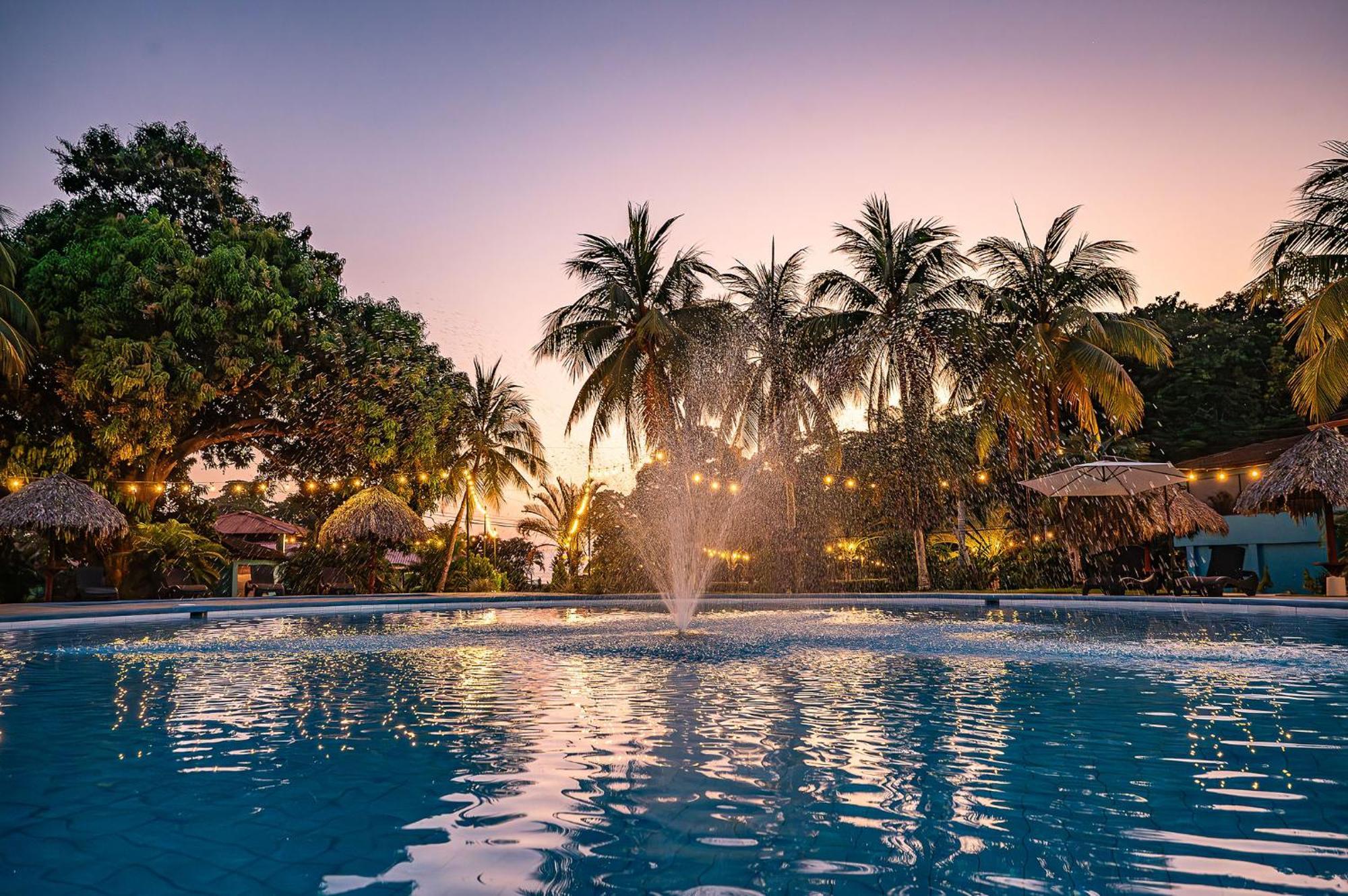 Beach Break Resort & Cr Surf Camp Jaco Ngoại thất bức ảnh