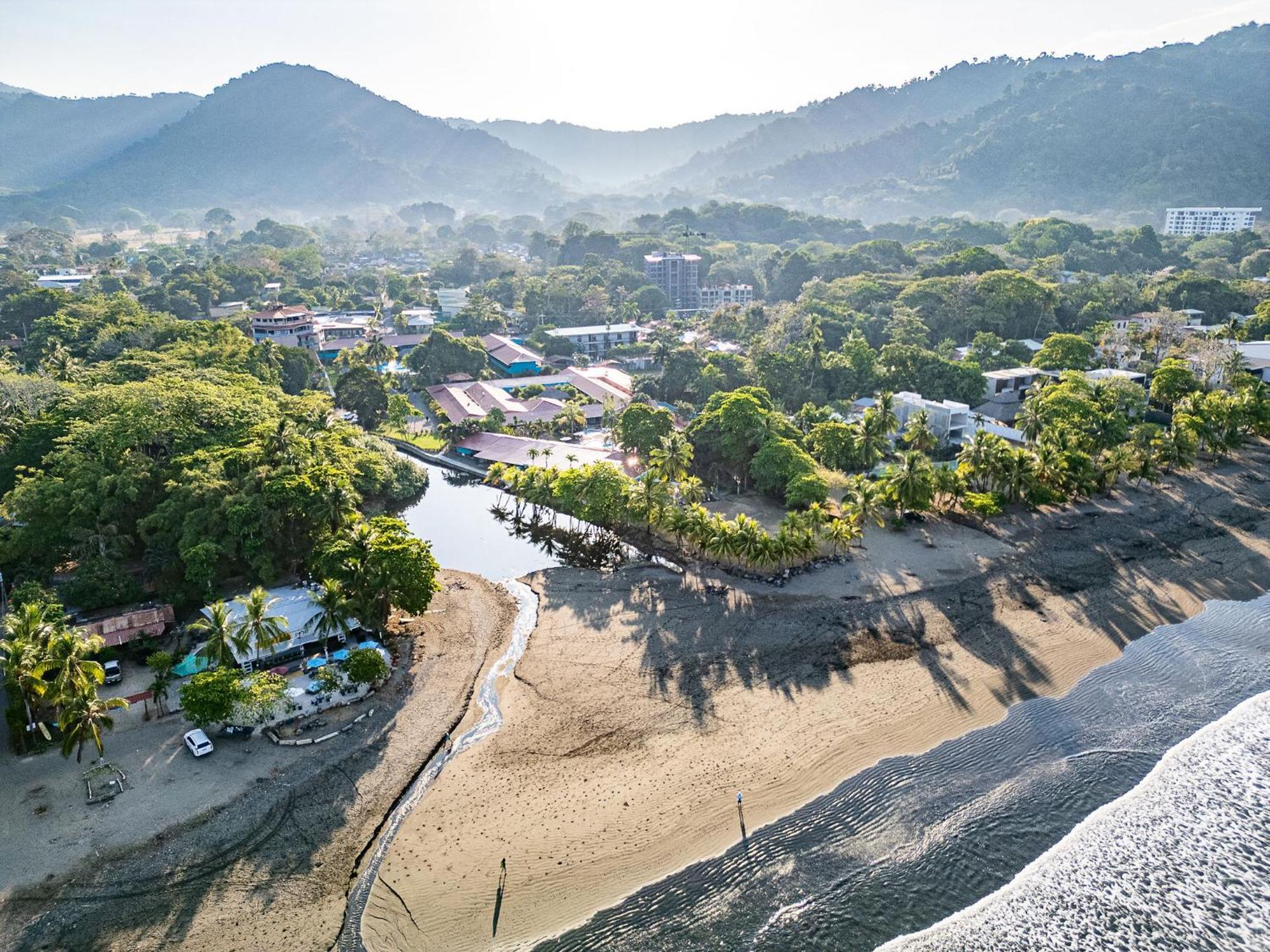 Beach Break Resort & Cr Surf Camp Jaco Ngoại thất bức ảnh