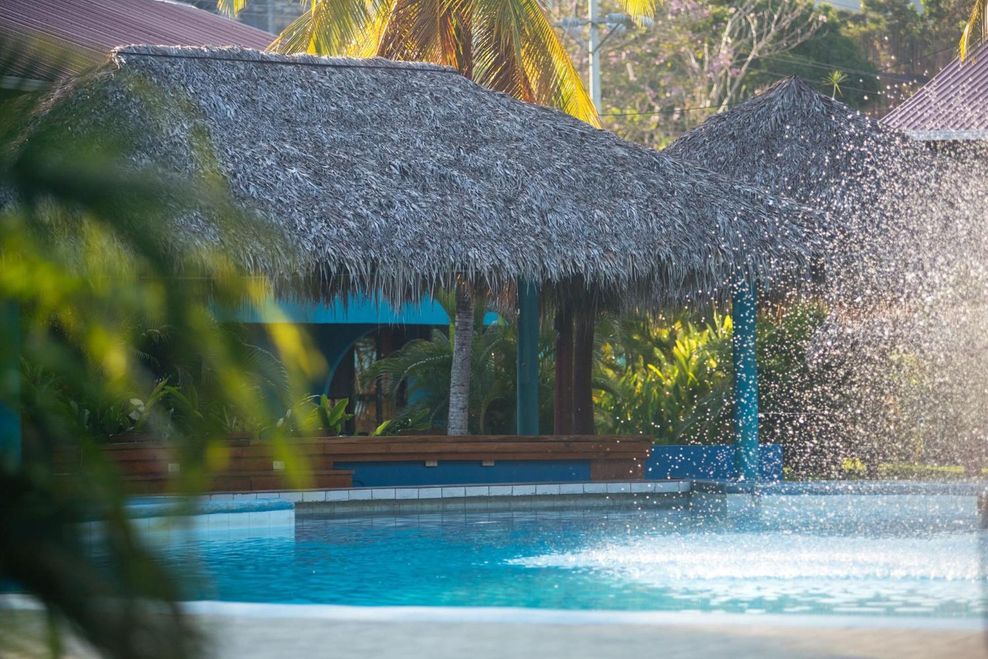 Beach Break Resort & Cr Surf Camp Jaco Ngoại thất bức ảnh