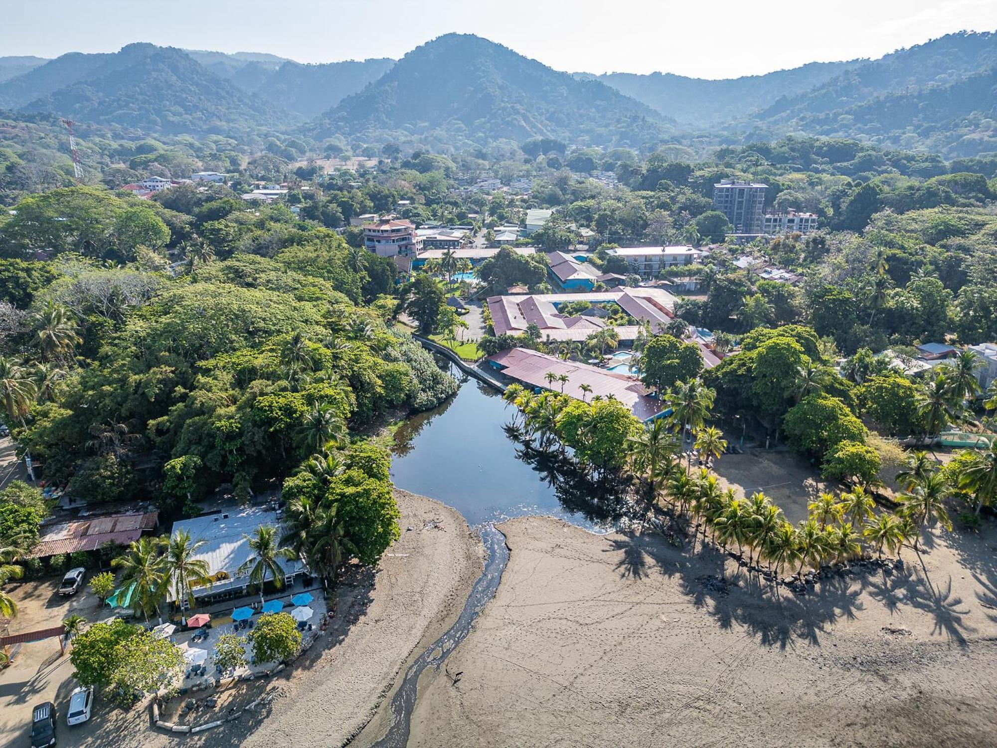 Beach Break Resort & Cr Surf Camp Jaco Ngoại thất bức ảnh